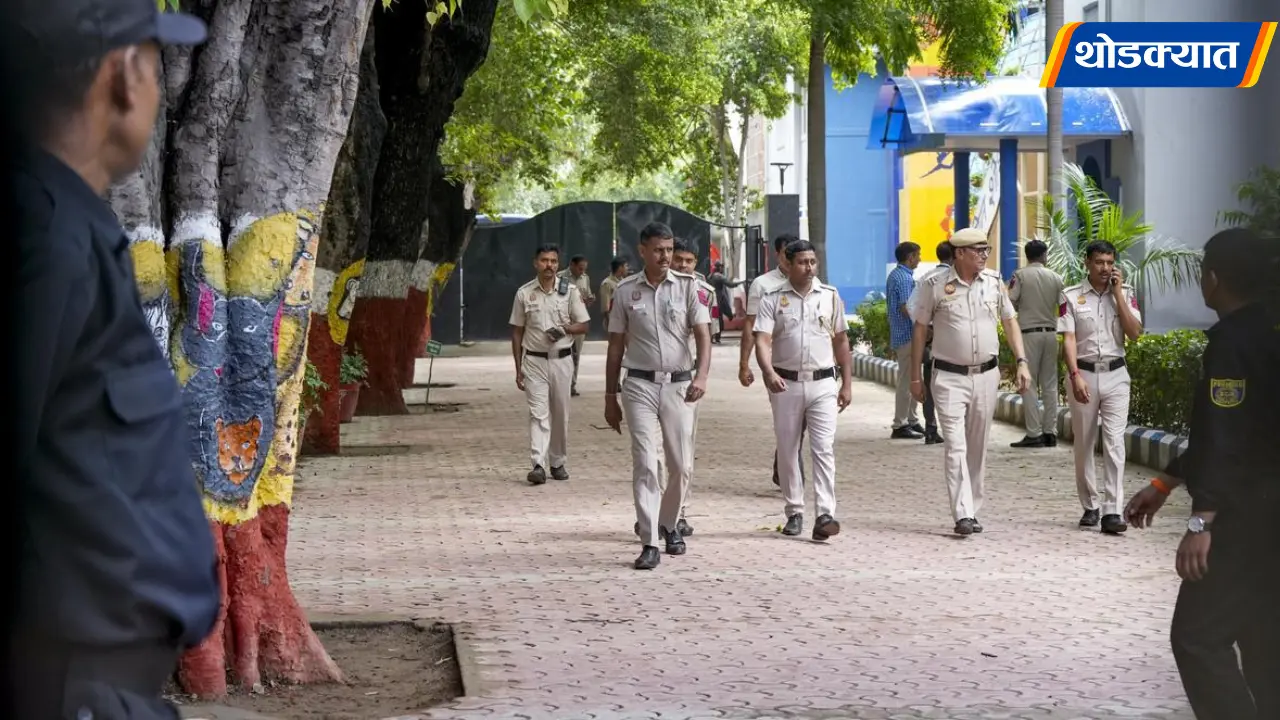 Delhi Bomb Threat